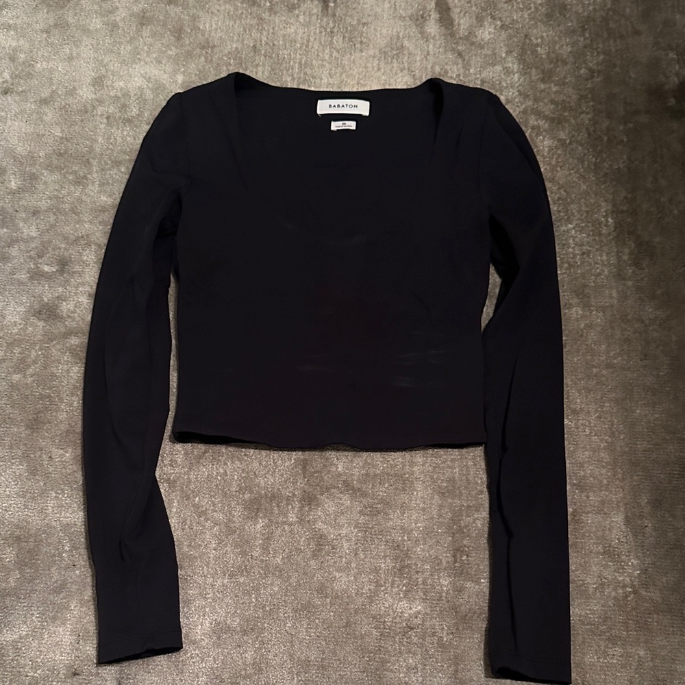Aritzia cropped Black Long Sleeve